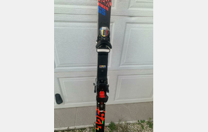 ROSSIGNOL ski 182 cm / 25m