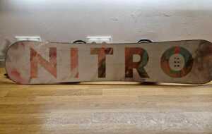 NITRO SPIRIT planche snow 126 cm Fix Nitro mini charger