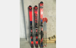 SKIS ROSSIGNOL HERO GS 134 (2 paires) et 144 (1 paire).